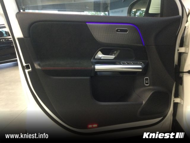 Mercedes-Benz EQA 2021