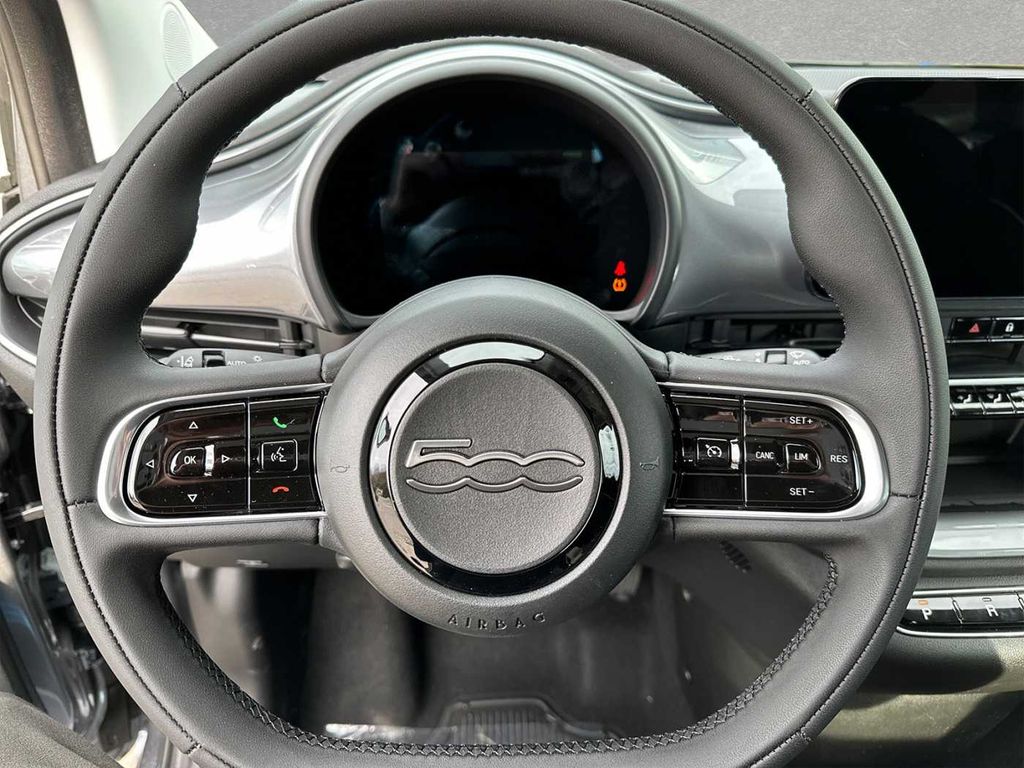 Fiat 500 2023