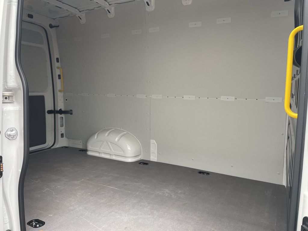 Volkswagen Crafter 2024