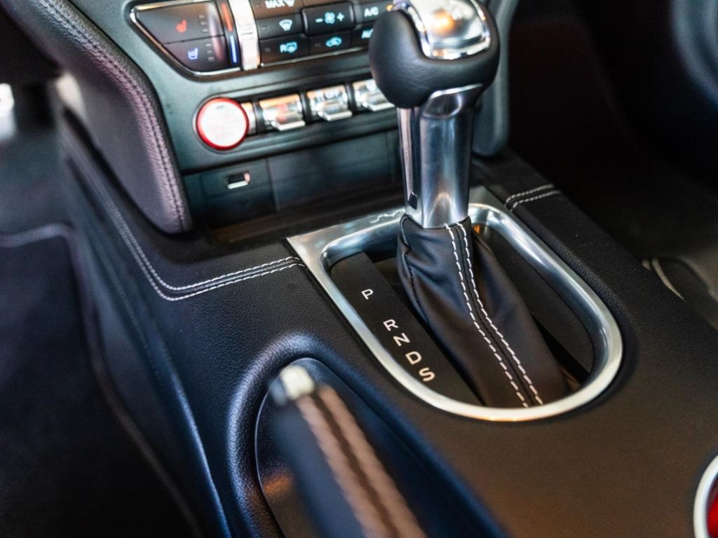 Ford Mustang 2024