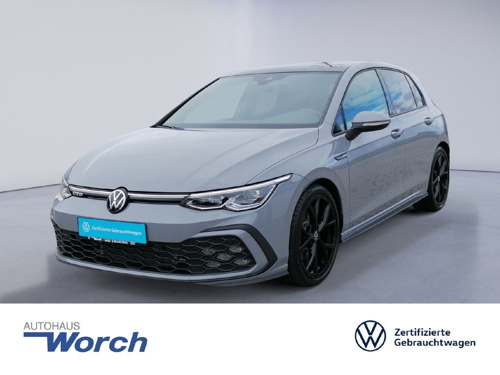 Volkswagen Golf 2024