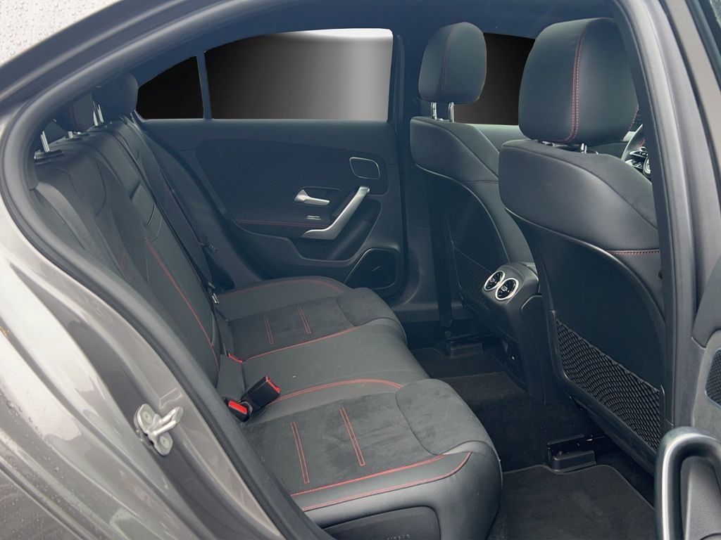 Mercedes-Benz A 220 2023
