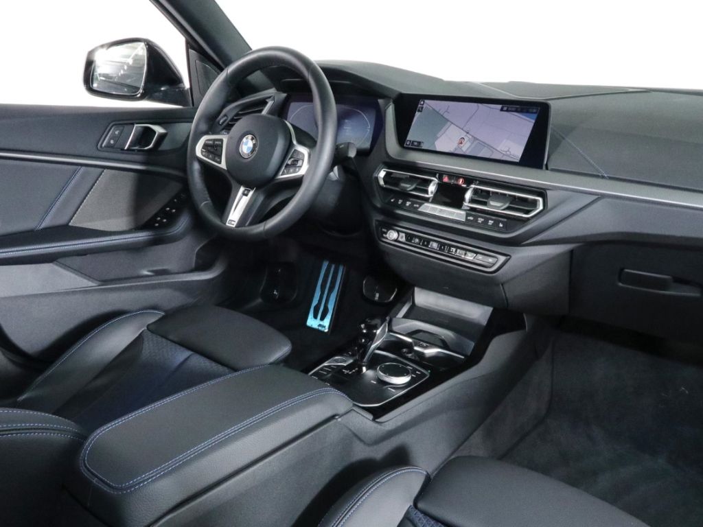 BMW 218 Gran Coupé 2024