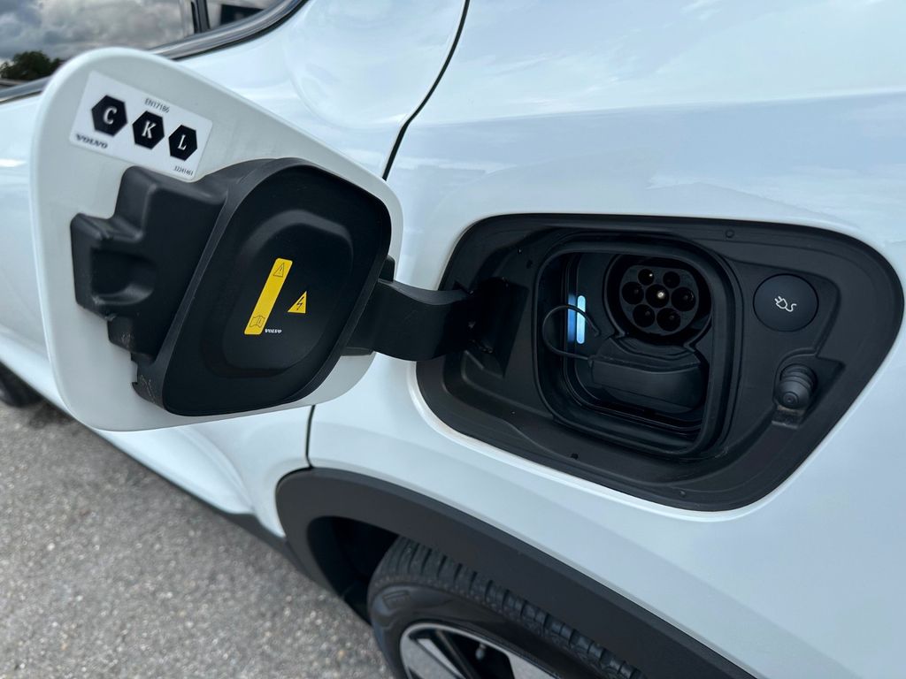 Volvo C40 2023