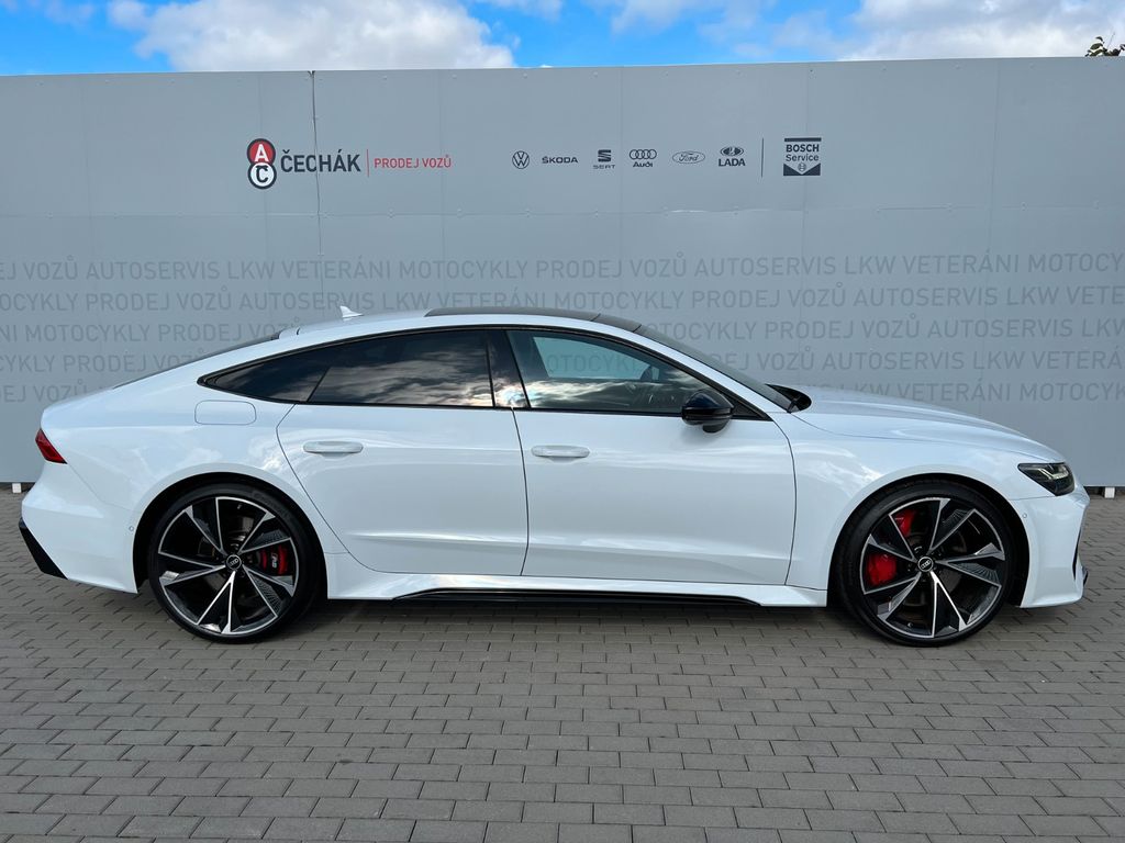 Audi RS7 2021