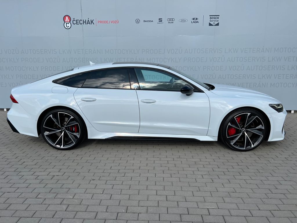 Audi RS7 2021