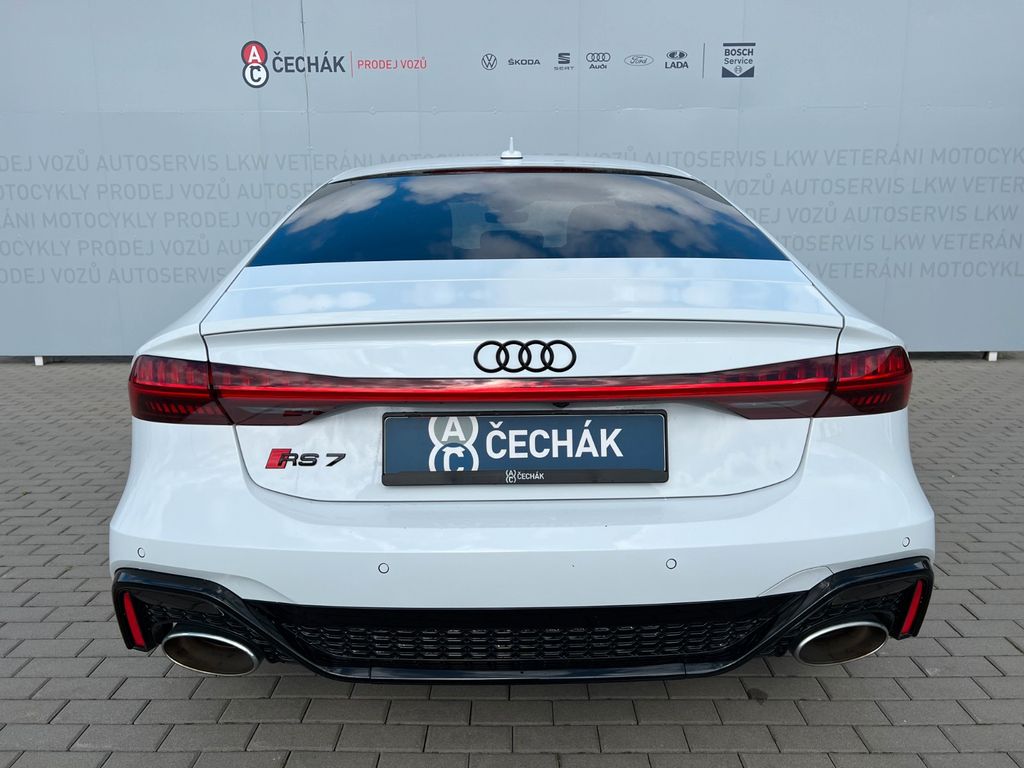 Audi RS7 2021
