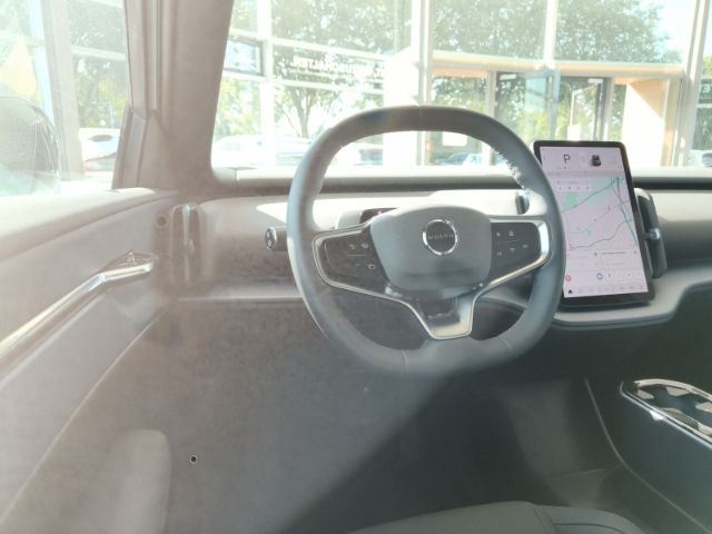 Volvo EX30 2024