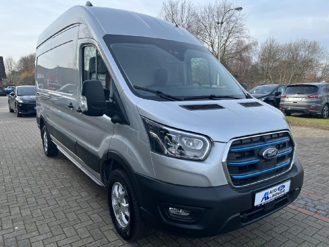Ford Transit 2022