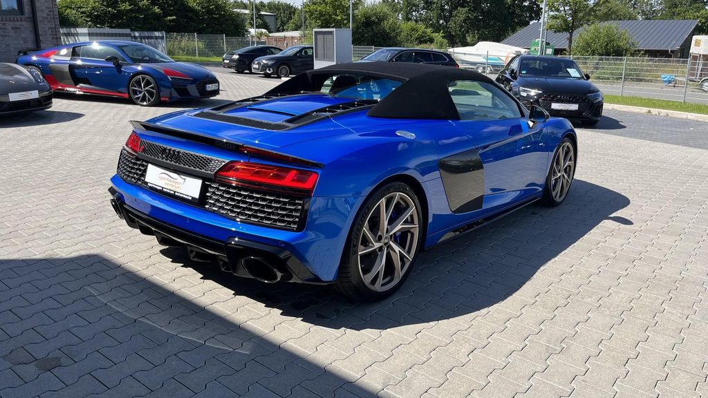 Audi R8 2024