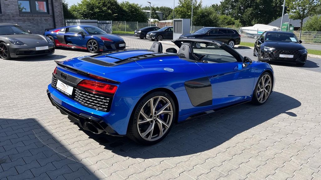 Audi R8 2024