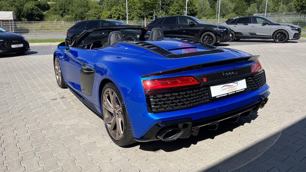 Audi R8 2024