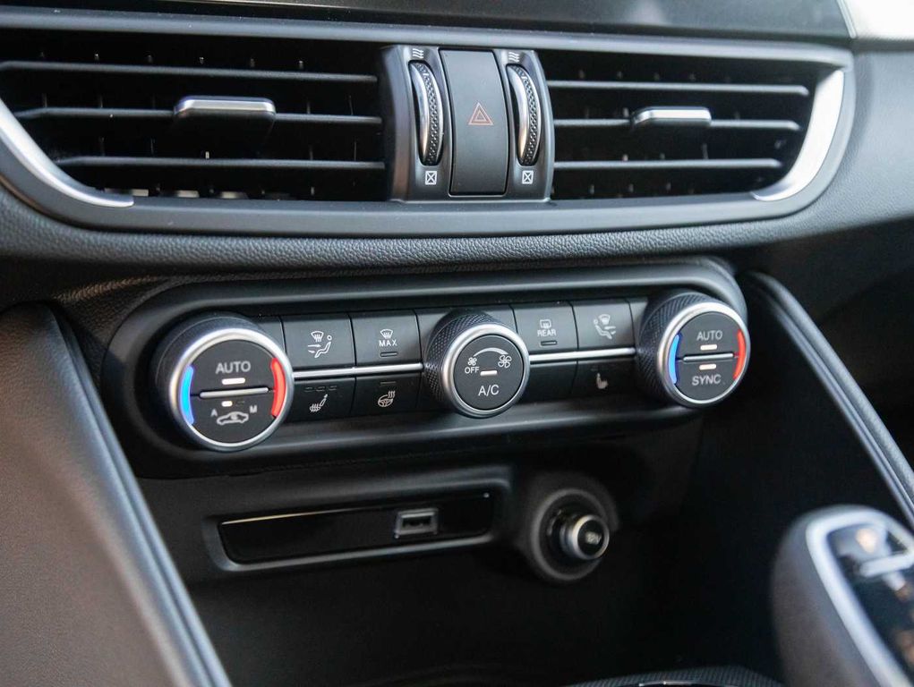 Alfa Romeo Giulia 2024