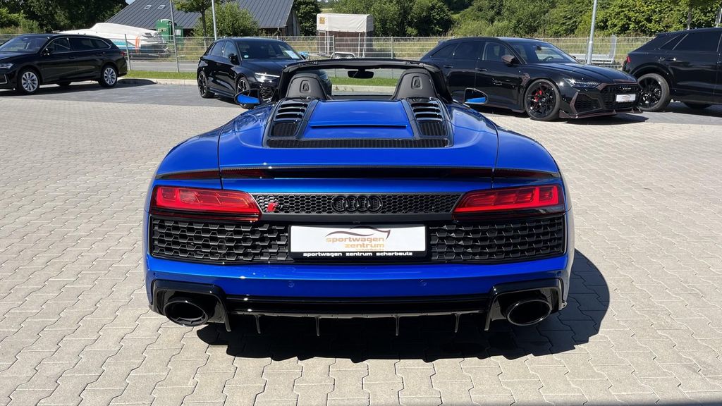 Audi R8 2024