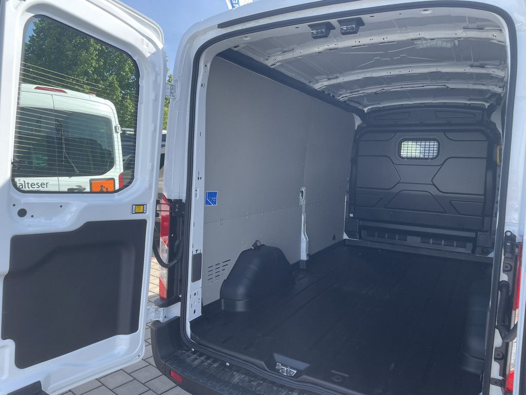 Ford Transit 2024
