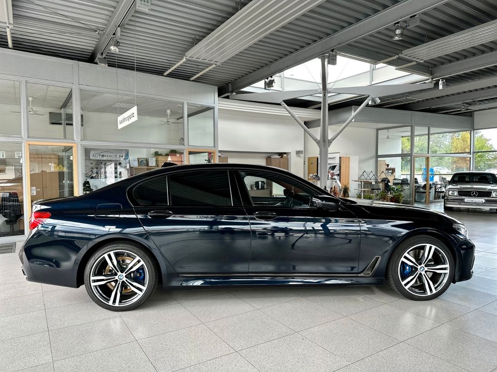 BMW 750 2018