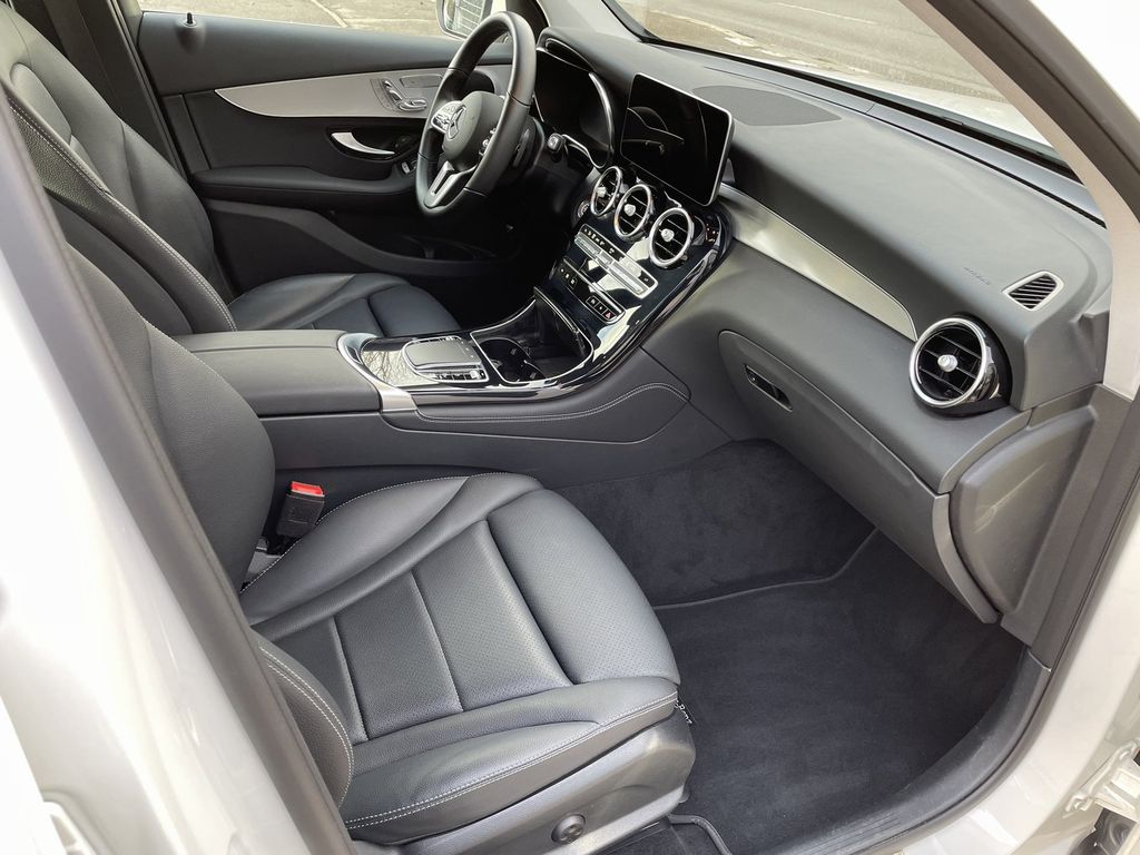 Mercedes-Benz GLC 300 2021