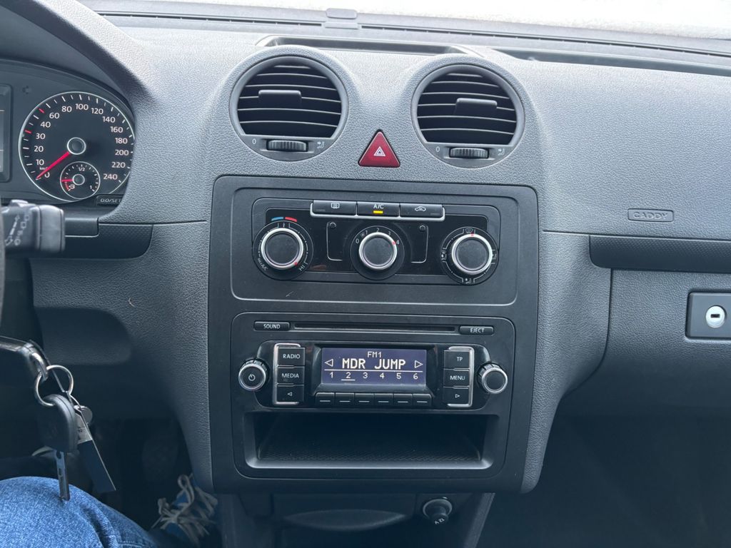 Volkswagen Caddy 2014
