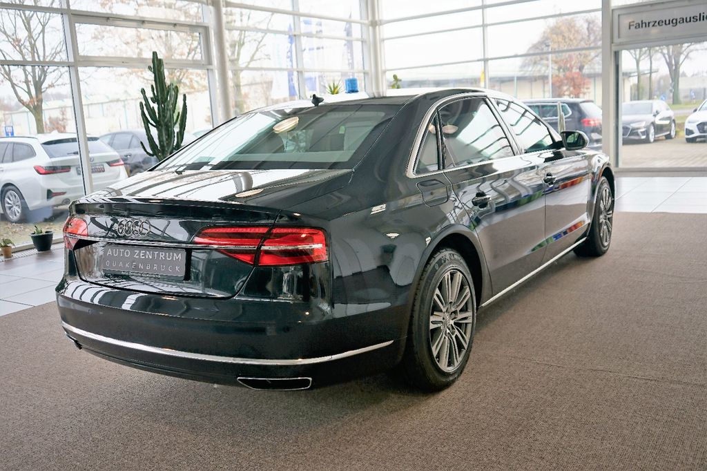 Audi A8 2016