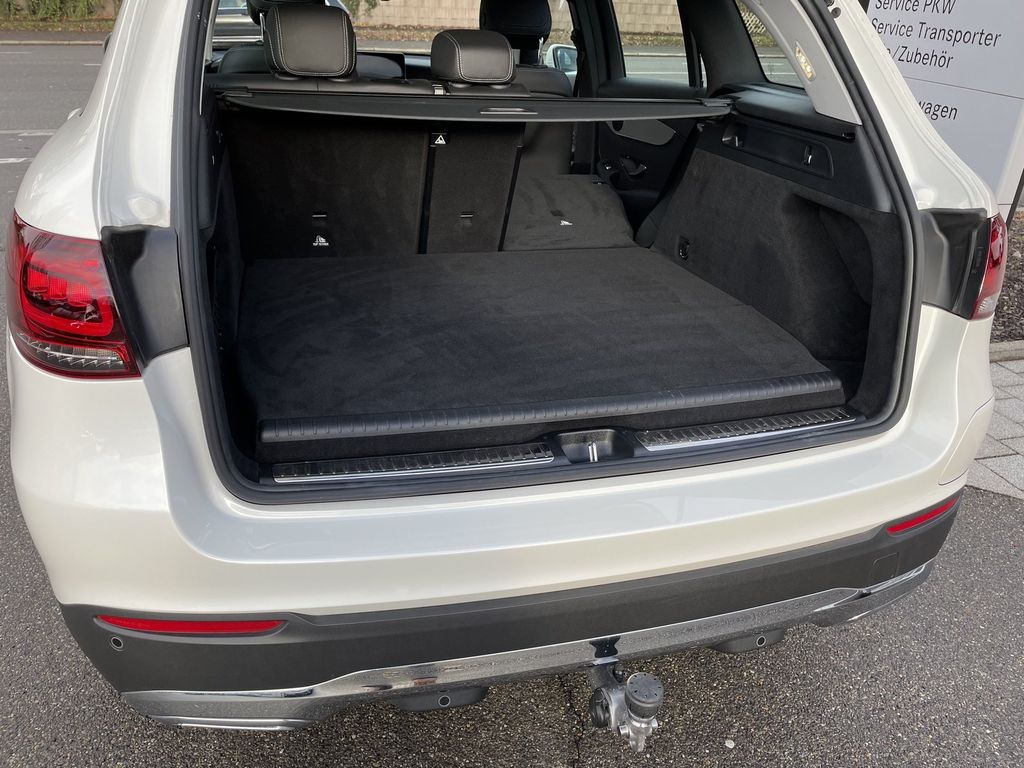 Mercedes-Benz GLC 300 2021