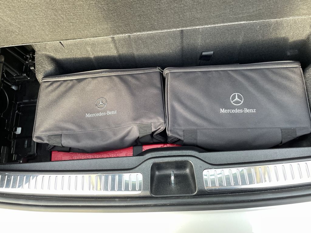 Mercedes-Benz GLC 300 2021