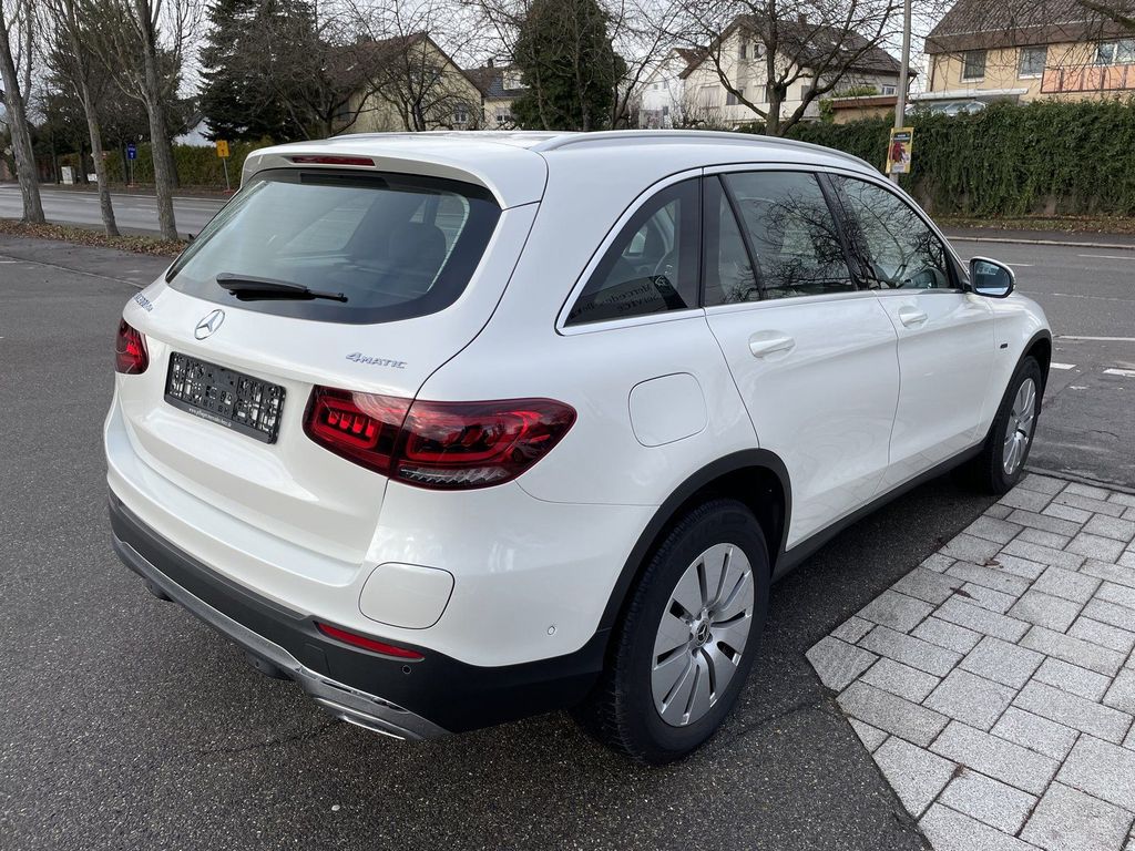 Mercedes-Benz GLC 300 2021