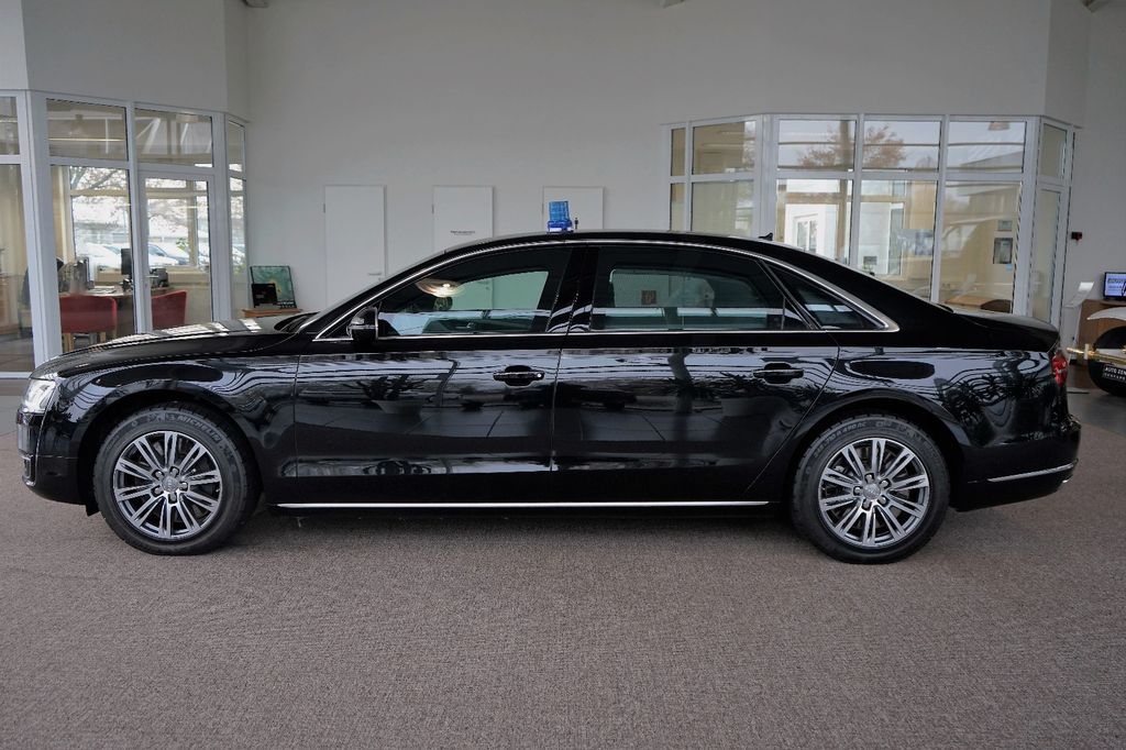Audi A8 2016