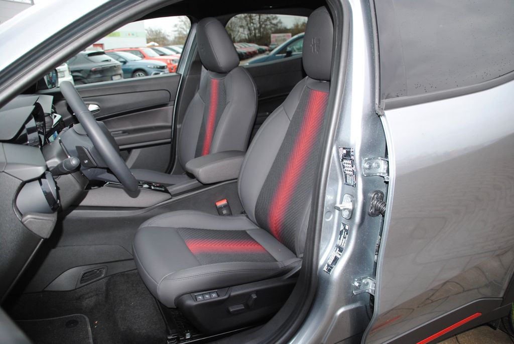 Alfa Romeo Junior 2025