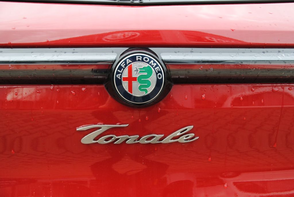 Alfa Romeo Tonale 2024