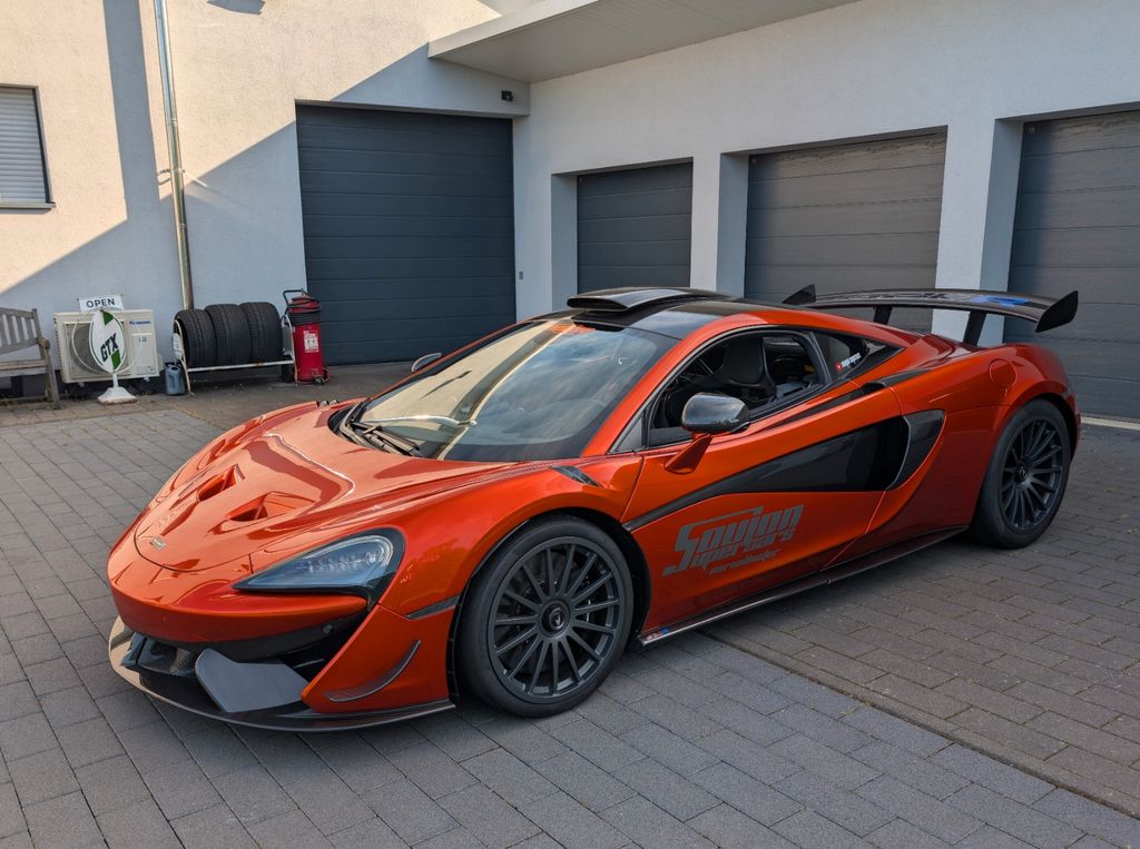McLaren 620R 2021