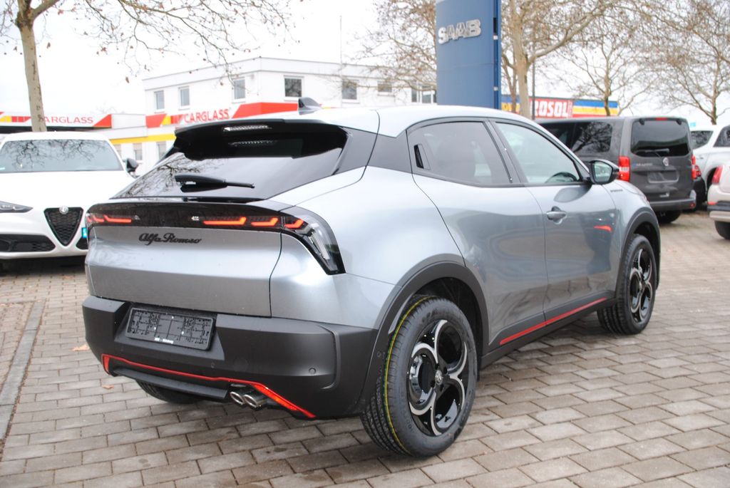 Alfa Romeo Junior 2025