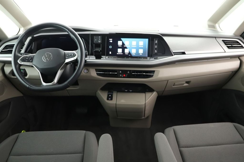 Volkswagen T7 Multivan 2023