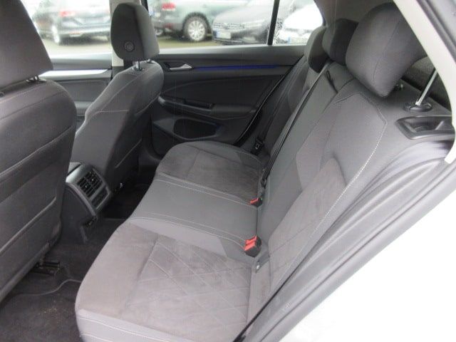 Volkswagen Golf 2021