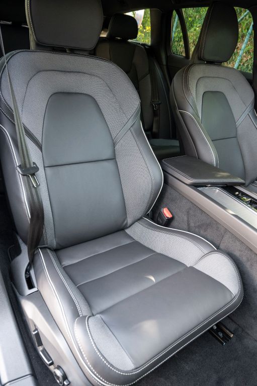 Volvo V60 2023