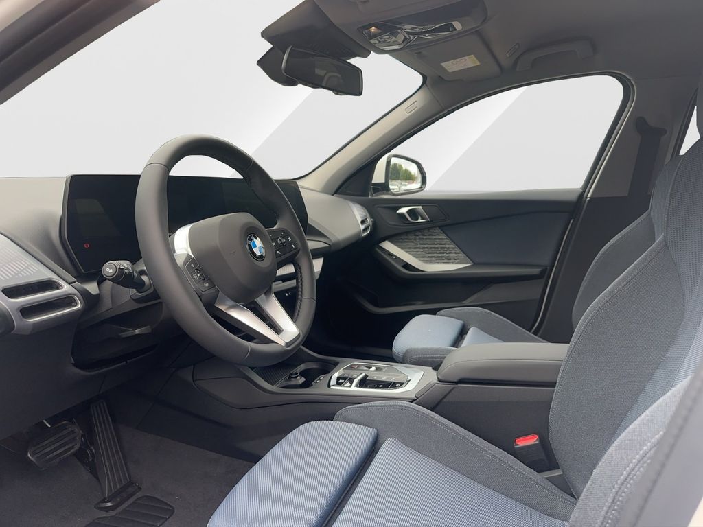 BMW 118 2025