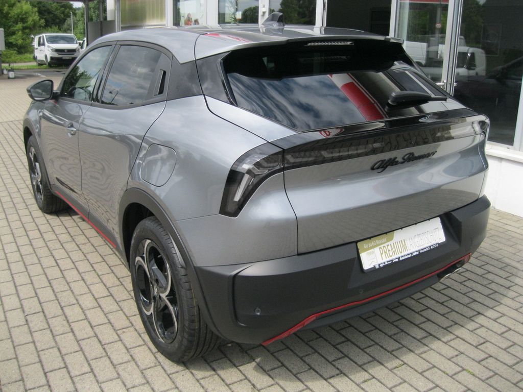 Alfa Romeo Junior 2025