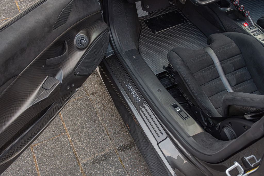 Ferrari 488 Pista 2021