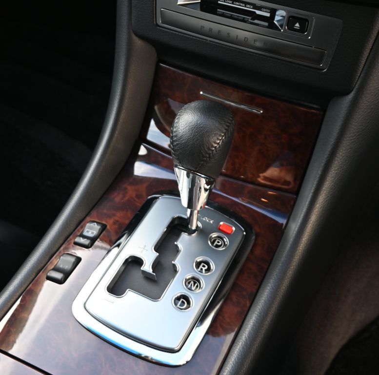 Nissan Other 2005