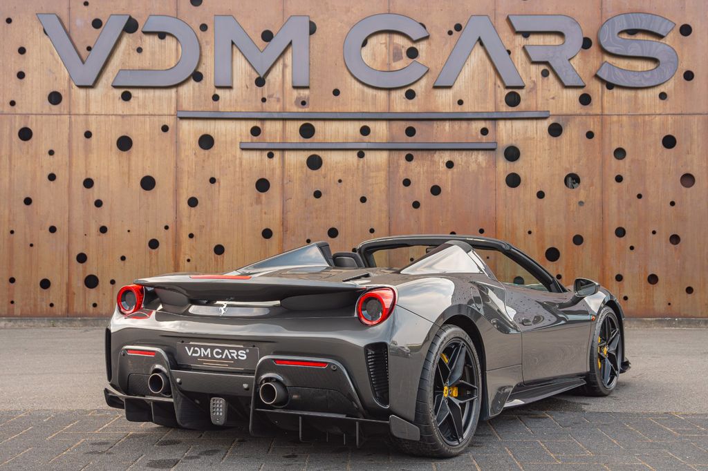 Ferrari 488 Pista 2021