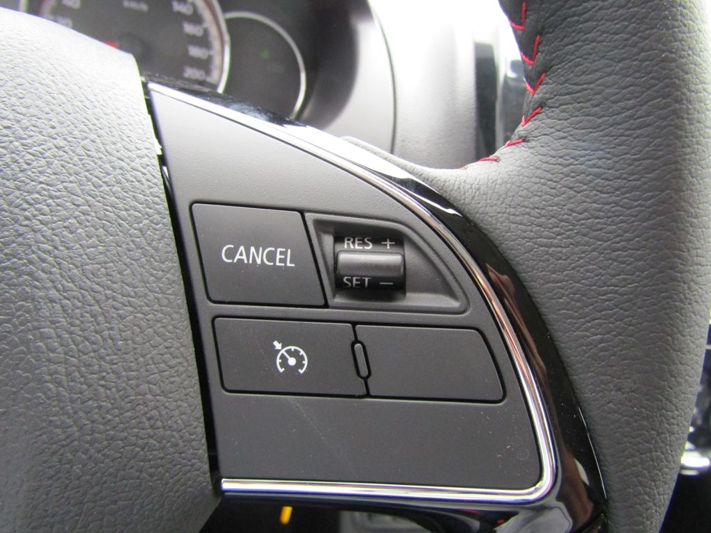 Mitsubishi Space Star 2025