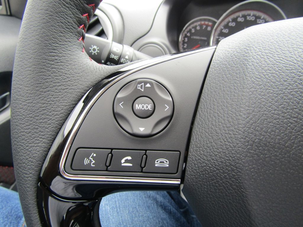 Mitsubishi Space Star 2025