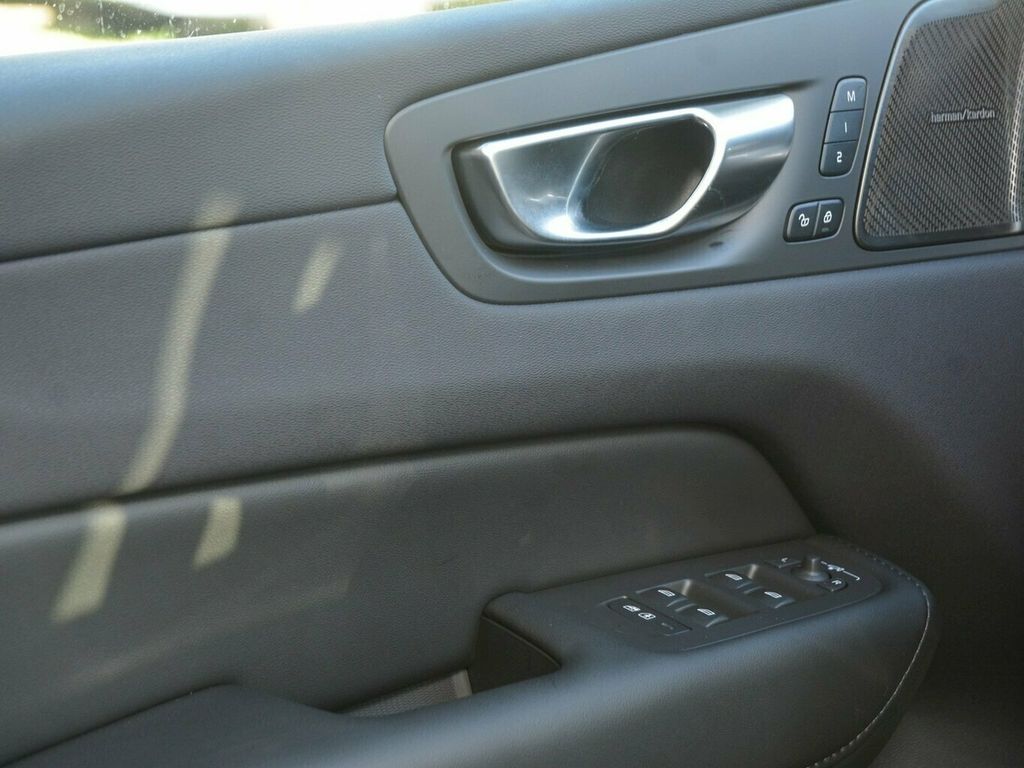 Volvo XC60 2024