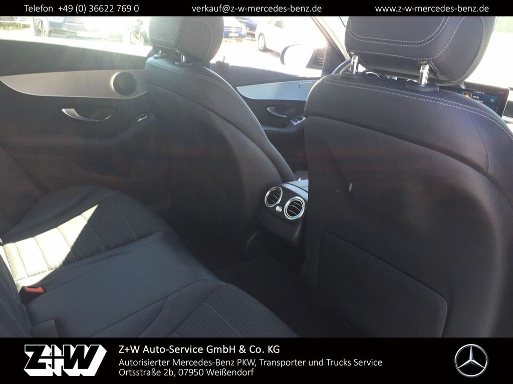 Mercedes-Benz C 300 2021