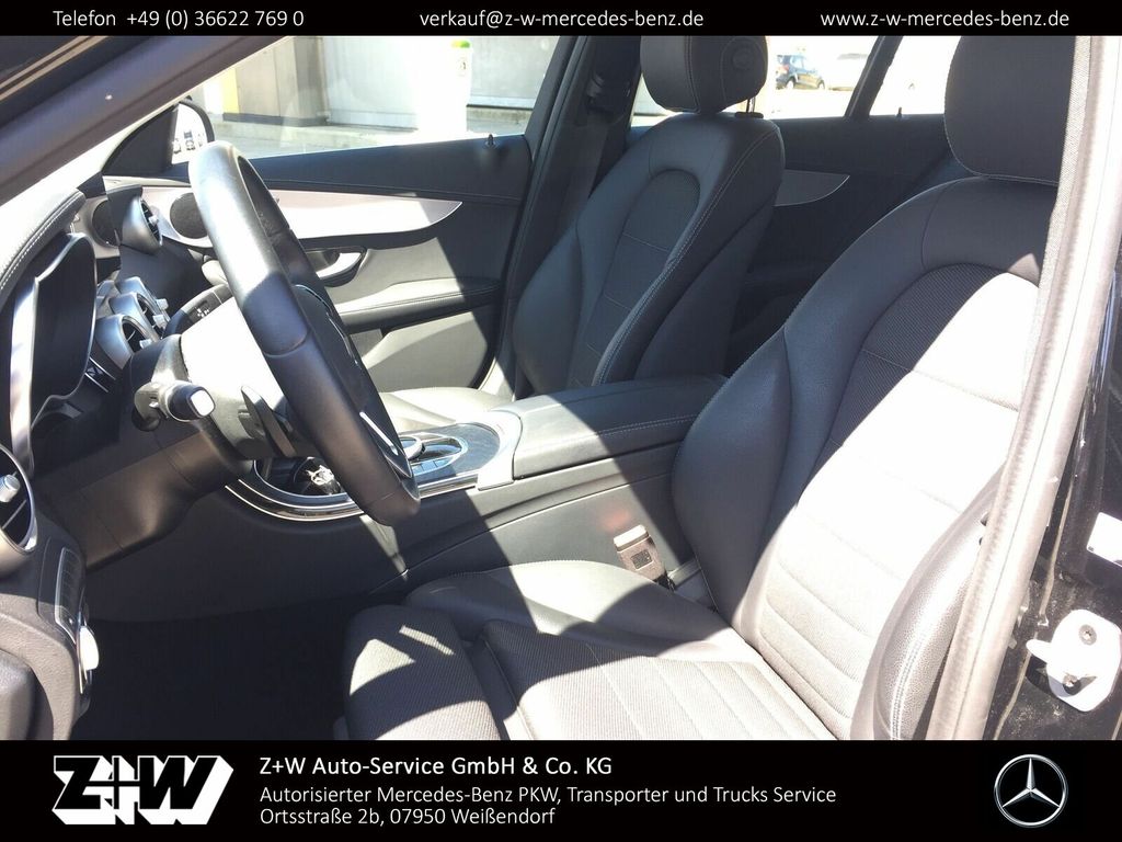 Mercedes-Benz C 300 2021