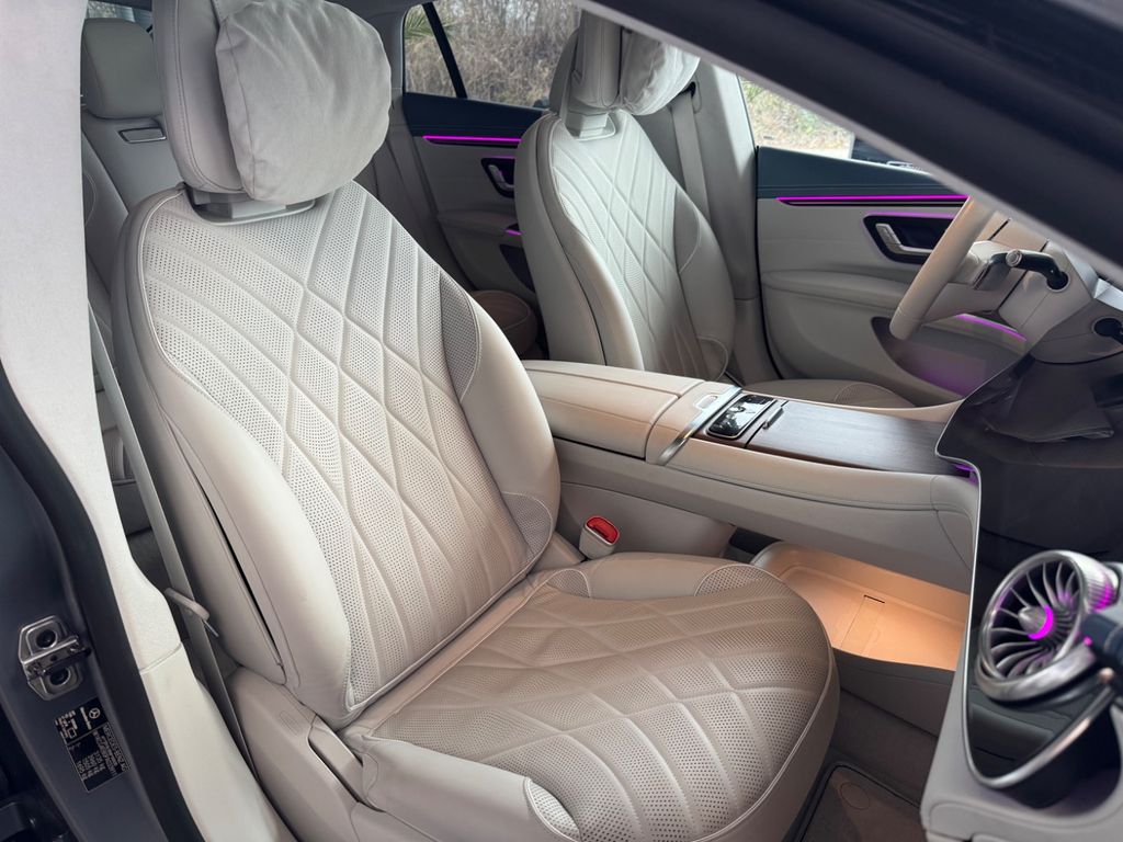 Mercedes-Benz EQS 2023