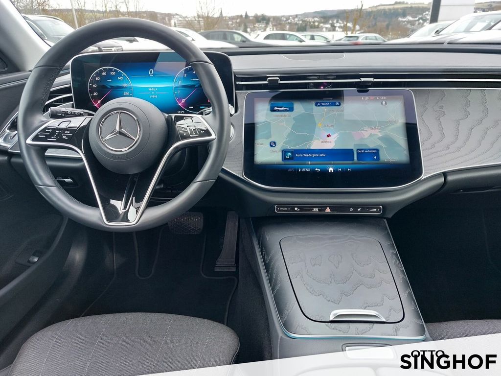Mercedes-Benz E 200 2023
