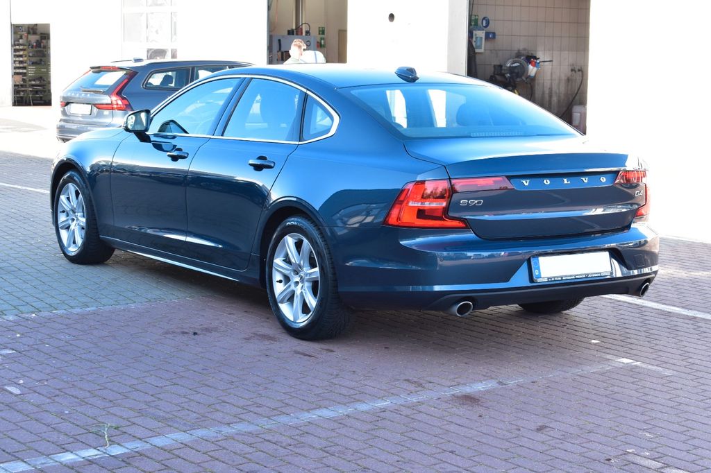Volvo S90 2019