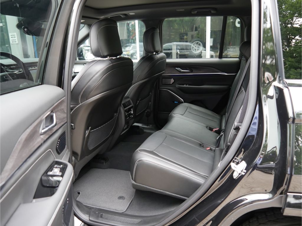 Jeep Grand Cherokee 2023