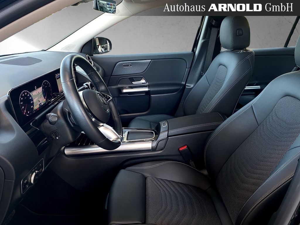 Mercedes-Benz GLA 200 2024