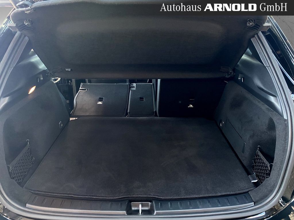 Mercedes-Benz GLA 200 2024